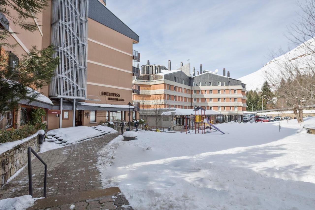בקיירה-ברט Acogedor Apartamento Baqueira 1500 מראה חיצוני תמונה